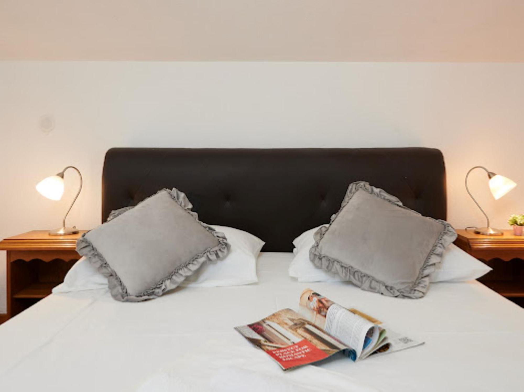 Guesthouse Ana Trogir Old Town Eksteriør billede