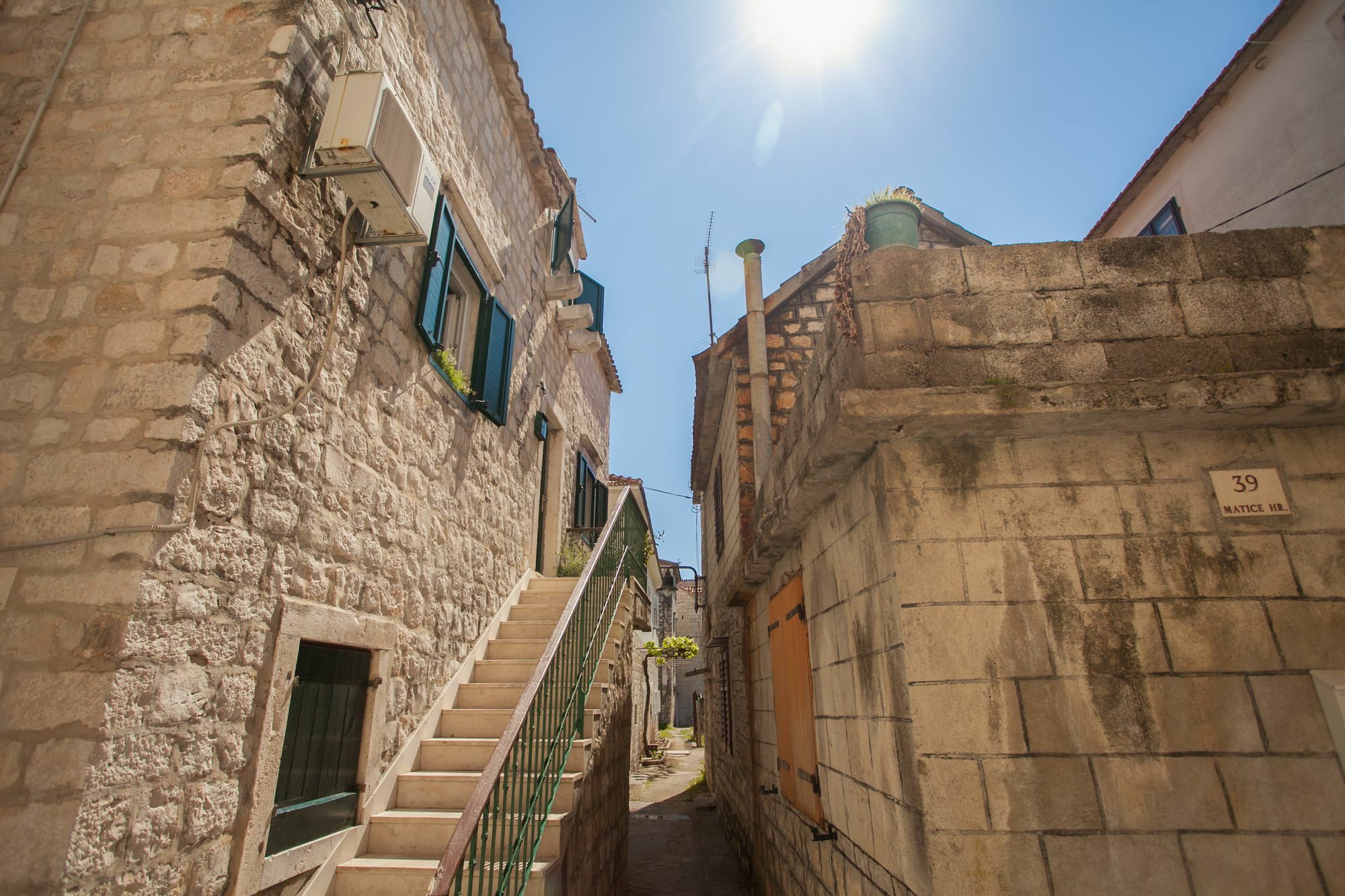 Guesthouse Ana Trogir Old Town Eksteriør billede
